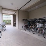  |  Exterior photo 04